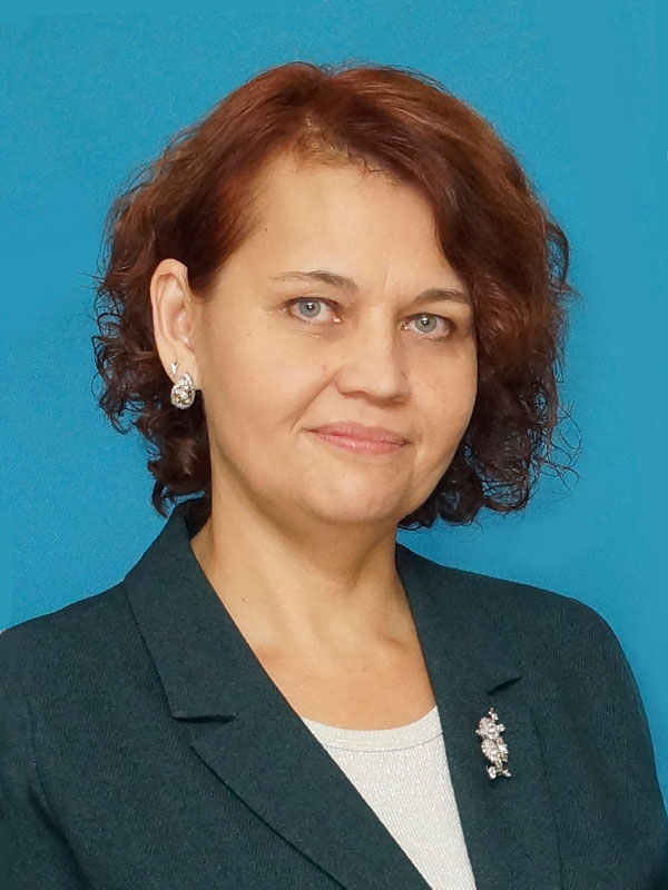 Медведева Айнур Наримановна